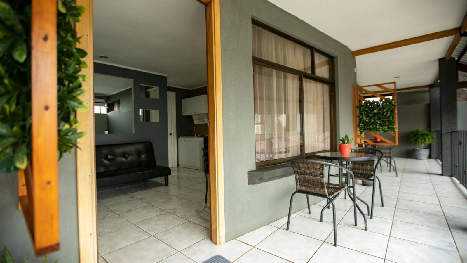 Apartahotel Coati Arenal La Fortuna